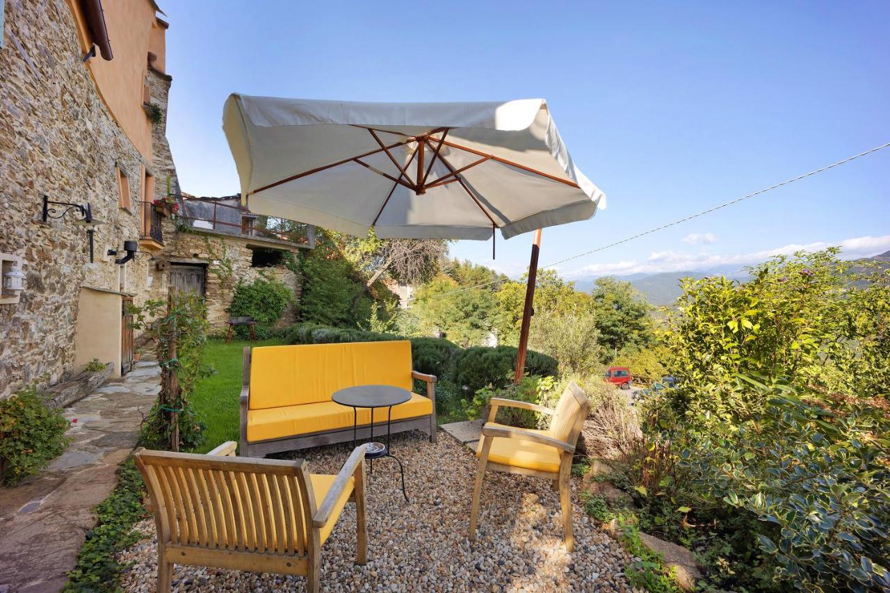 Casa Vittorina Villa Cesio ภายนอก รูปภาพ