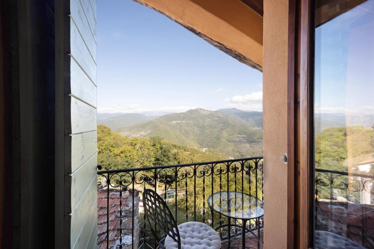 Casa Vittorina Villa Cesio ภายนอก รูปภาพ